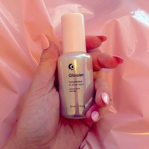 glossier futuredew